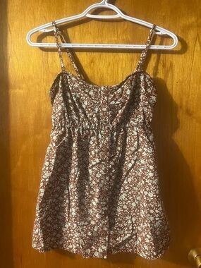 Woman’s Silver Jeans Floral Button-Front Tank Top in Brown and Cream Small